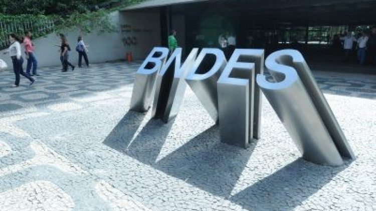 Canal seguro: presidente do BNDES fala sobre o papel do seguro no desenvolvimento econômico e social do país