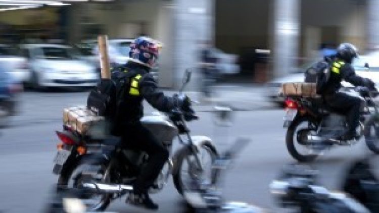 Motofretistas merecem atenção do mercado segurador