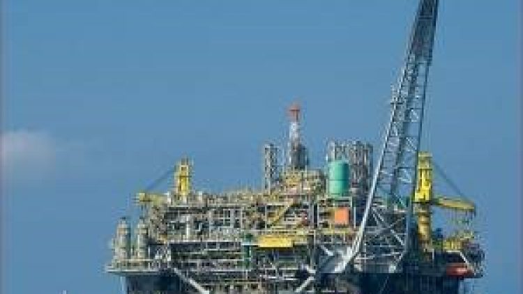 Petrobras reduz investimentos no ano