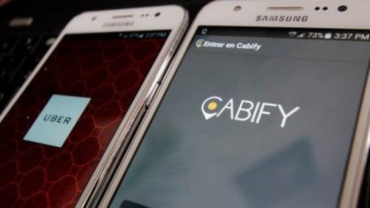 Motoristas Uber e Cabify contam com seguro específico