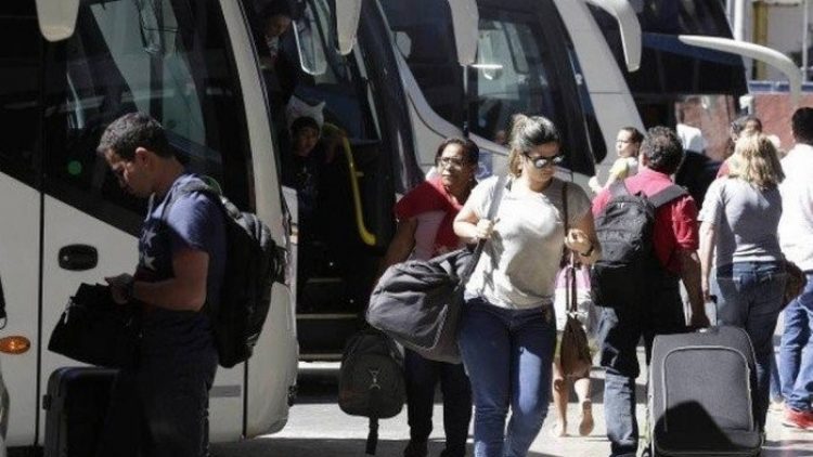 Justiça proíbe empresas de ônibus de venderem seguro para viagens interestaduais