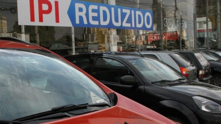 Proposta que reduz IPI a dono de carro antigo avança