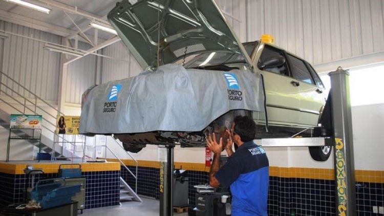 Centros automotivos porto seguro possuem pacotes promocionais para manutenção preventiva