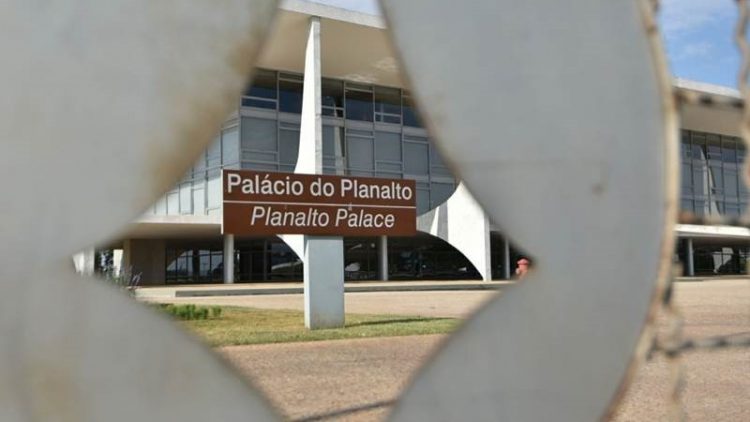 CNseg apresenta propostas do setor para candidatos ao Planalto