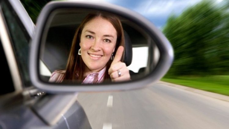 Saiba os preços dos seguros dos carros mais vendidos do Brasil para o público feminino