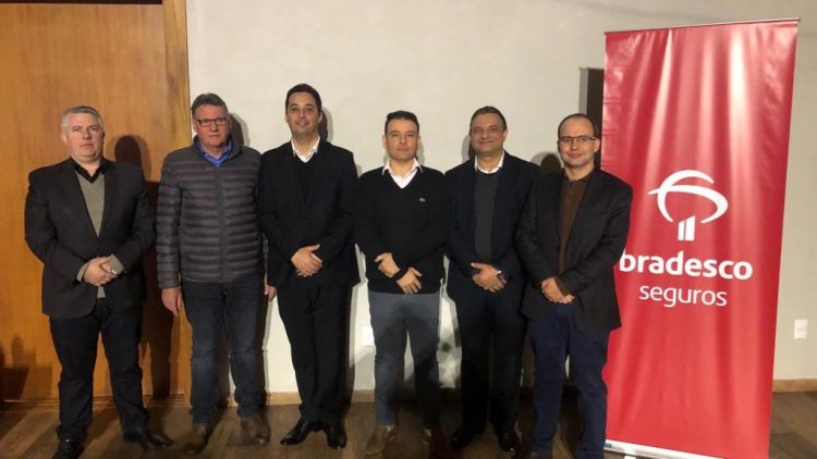 Bradesco seguros apresenta superintendente de Passo Fundo