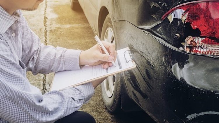 Mercado de seguros de automóveis precisa inovar e mirar nas classes C e D